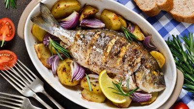 تناول الدجاج والأسماك المشوية يؤديان إلى ارتفاع ضغط الدم