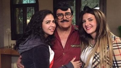 دنيا سمير غانم تتصدر التريند.. كلمات من القلب عن والدها الراحل وشقيقتها إيمي