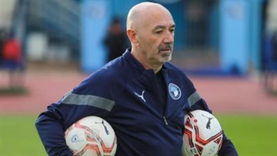 بيراميدز يعلن غياب 15 لاعباً عن مواجهة طلائع الجيش