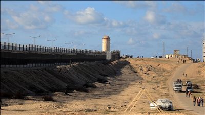 خبير استراتيجي يكشف سبب تحريض قادة إسرائيل على احتلال محور فيلادلفيا