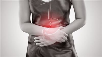 علماء يكتشفون مشروبات تضر المعدة بشكل كبير