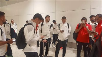 بعثة المنتخب الأوليمبي تصل الإمارات للمشاركة فى دورة دبي الدولية الودية 