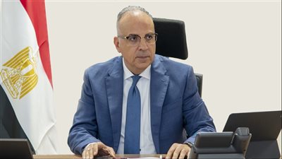 وزير الري: تأهيل الترع يحافظ على سلامة الجسور والقطاع المائي للترع  