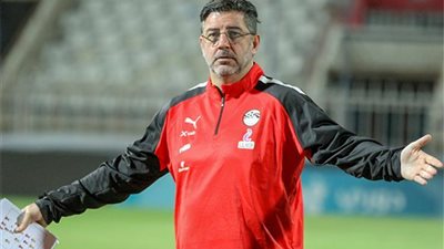 فيتوريا يصحح أخطاء المنتخب قبل موقعة غانا.. لوم وتحذير وتدريبات خاصة