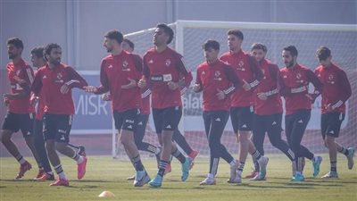 تدريبات بدنية مكثفة للاعبي الأهلي بقيادة أندويا