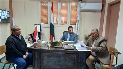 مدير تعليم أبوتشت يشهد الاجتماع الدوري  لمجلس الأمناء 