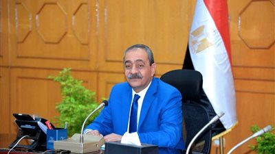 الإسماعيلية تتابع الاستعدادات النهائية لإنطلاق امتحانات الفصل الدراسي الأول 