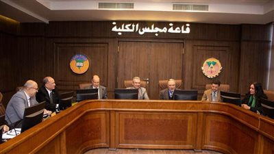رئيس جامعة طنطا يترأس اجتماع مجلس كلية الهندسة