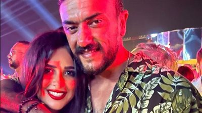 قبل الطلاق رسميًا.. ياسمين عبد العزيز والعوضي انفصلا فنيًا بعد 