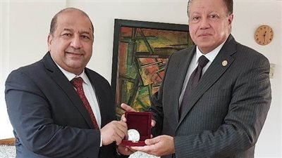 عميد آثار القاهرة السابق يتسلم جائزة الدولة للتفوق فى العلوم الاجتماعية اليوم