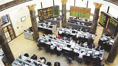 البورصة تسجل مستوى تاريخي  جديد والأسهم تربح 44.4 مليار جنيه بختام التعاملات 