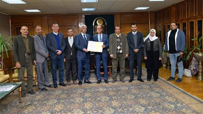 رئيس جامعة أسيوط: تجديد  شهادة الأيزو لكلية الصيدلة يؤكد قدرتها المؤسسية