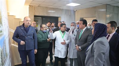 وزير الصحة يتفقد أعمال التطوير بمستشفى صدر إمبابة
