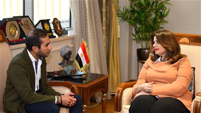 باحث مصري بأستراليا: شباب 