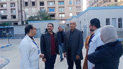 وكيل صحة الغربية يقوم بجولة مفاجئة على مستشفيات المحلة