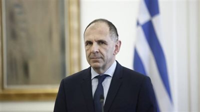 وزير خارجية اليونان: الأزمة الحالية أكدت محورية مصر كركيزة لاستقرار الشرق الأوسط