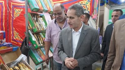 محافظ الغربية يتفقد معرض “معا ضد الغلاء