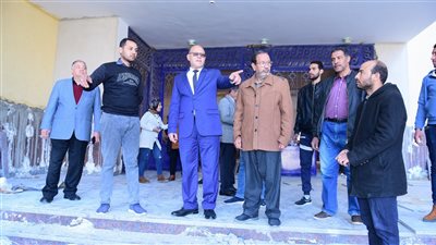 رئيس جامعة سوهاج يتفقد سير الأعمال الإنشائية بمبنى كلية طب الأسنان 