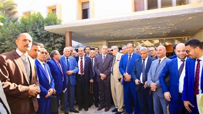 نقيب المحامين يتفقد استراحات أشمون ويؤكد: قمنا بإغلاق منابع الفساد داخل النقابة