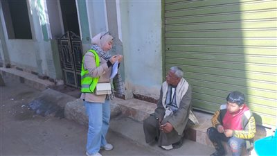حملة  طرق أبواب بالقرى التى ينفذ بها  مشروع توسعات الصرف الصحي بالفيوم