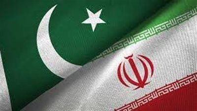 سر استدعاء طهران للسفير الباكستاني بعد تبادل القصف 