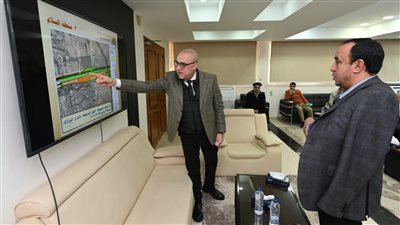 وزير الإسكان يتابع موقف تقنين أوضاع الأراضي بالشروق