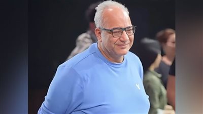 بيومي فؤاد يكشف حقيقة مرضه وسر دخوله المستشفى في أول ظهور بعد الأزمة