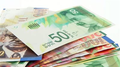 الشيكل الإسرائيلي يتراجع لأدنى مُستوى له في أكثر من شهرين