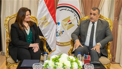 وزيرا الإنتاج الحربي والهجرة يبحثان التعاون لدعم المغتربين الراغبين في إقامة مشروعات بمصر
