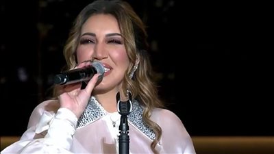 صلاح الشرنوبي| أسما لمنور في وصلة خاصة لأغاني ذكرى