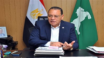 محافظ الشرقية يُشيد بمجهودات شركة مياه الشرب والصرف الصحي 