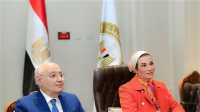 وزيرة البيئة تبحث مع السفير الأرجنتيني سبل التعاون المشترك