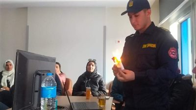 دورة تدريبية عن الحماية المدنية للعاملين بصحة البحر الأحمر