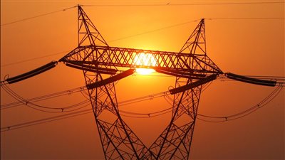 خطط حكومية لتحويل مصر إلى مركز طاقة ينير دول بإفريقيا وآسيا وأوروبا