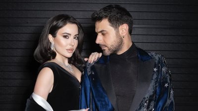 joy awards .. رومانسية سارة كنعان ووسام فارس تخطف عدسات الكاميرات