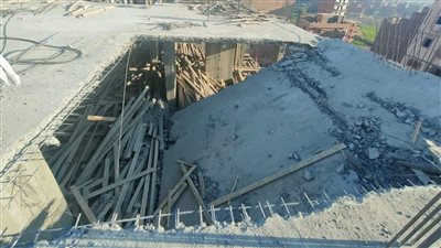 إزالة فورية للتعديات ومصادرة معدات ومواد البناء بمركز الفيوم 