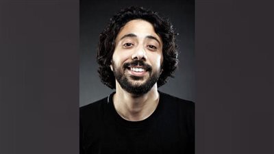 يوسف الكدواني يكشف عن موقفه من اعتقاد الجمهور دخوله التمثيل بواسطة والده