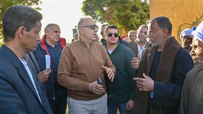 وزير الري يتفقد مشروع تحديث أنظمة تشغيل ومراقبة مفيض قناطر إسنا الجديدة