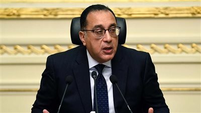 رئيس الوزراء يتفقد مركز نظم المعلومات والتحول الرقمي بأسوان 