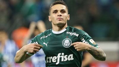 الاتفاق السعودي يفاوض النجم البرازيلي رافائيل فيغا