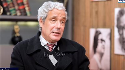 محمد عفيفي: مشكلة العرب العيش في كهف التاريخ (فيديو)