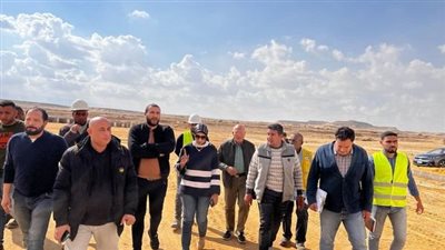 الإسكان: ربط خط المياه المغذي لمنطقة عتاقة الصناعية وتوسعاتها بعد تجديد جزء منه