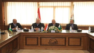 محافظ الجيزة: الانتهاء من 102 مشروع بقطاع التعليم و43 بالشباب والرياضة