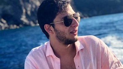 من داخل فيلم الحريفة .. خالد الذهبي يطرح أولى أغانيه 