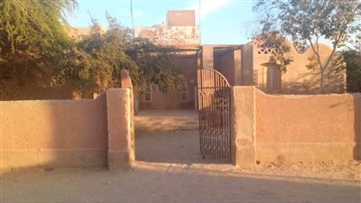 صور| الإهمال يحاصر الوحدة الصحية بنجع صفر في فرشوط