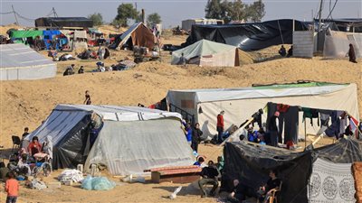 الأمراض المعدية تحاصر النازحين الفلسطينيين في رفح