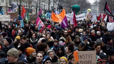 فرنسا : 75 ألف شخص تظاهروا اليوم ضد قانون الهجرة الجديد 