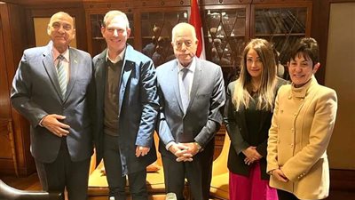 محافظ جنوب سيناء يبحث تطوير المشروعات صديقة للبيئة خلال الفترة القادمة