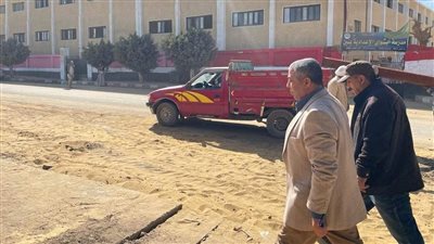 رئيس مركز أبشواي بالفيوم يتفقد أعمال رصف وتوسعة الطرق
