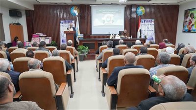 رئيس مياه سوهاج يناقش مخرجات الحوكمة والترشيد ومعدلات الأداء للعام المنتهى